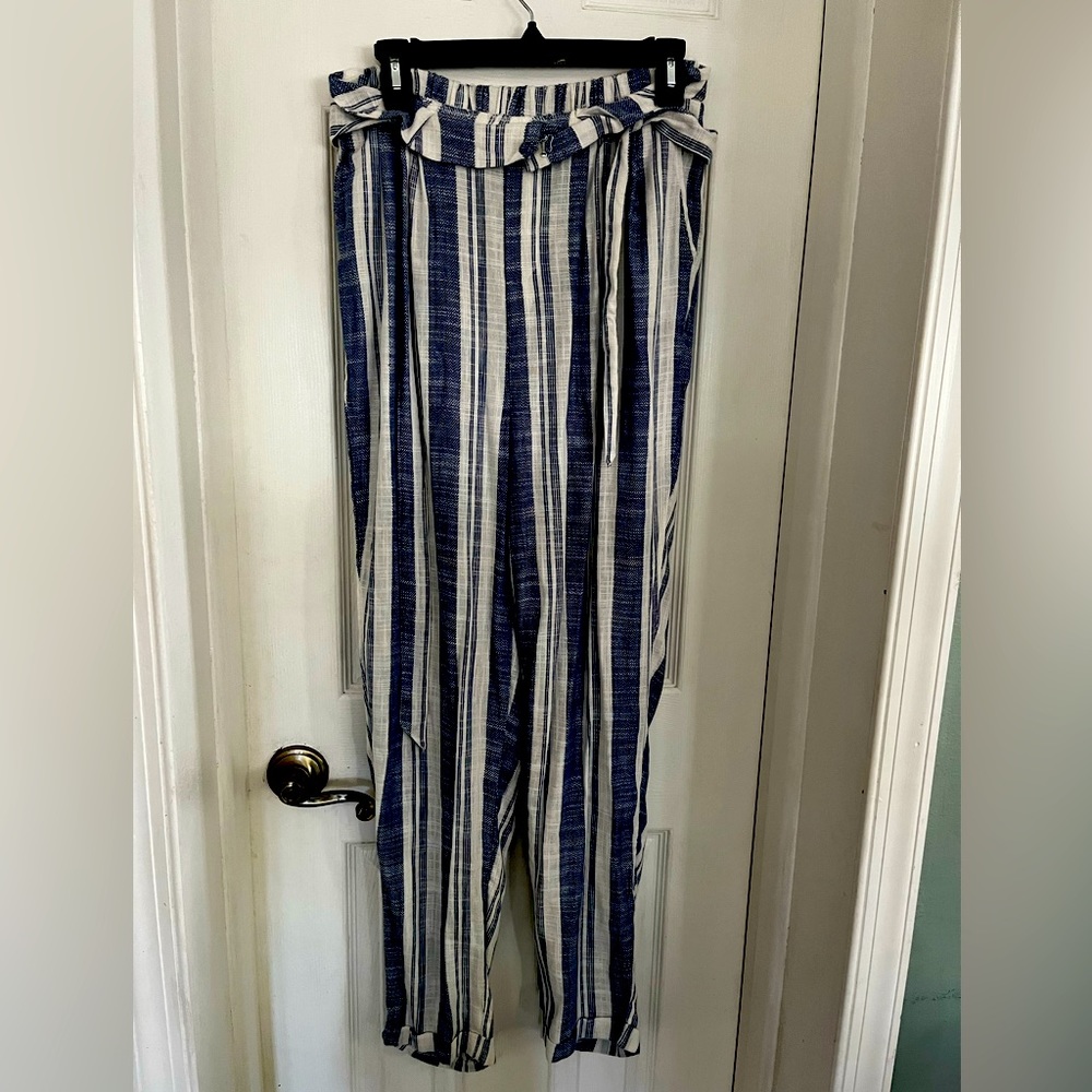 New Look blue and white pants